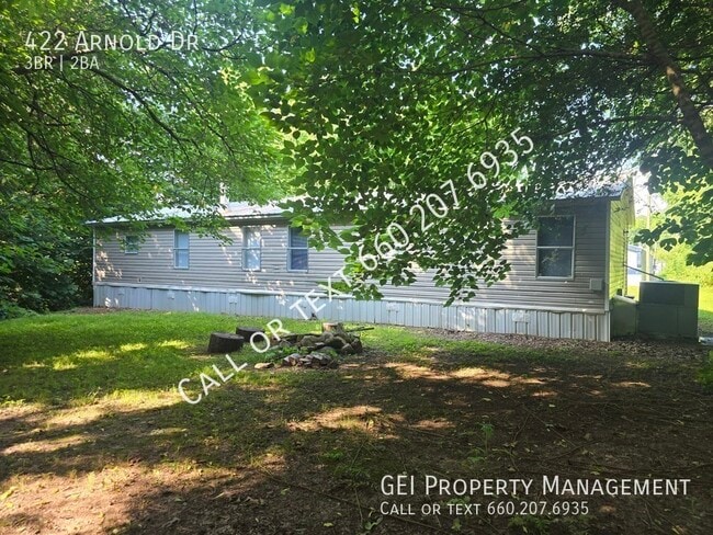 Building Photo - 422 Arnold Dr