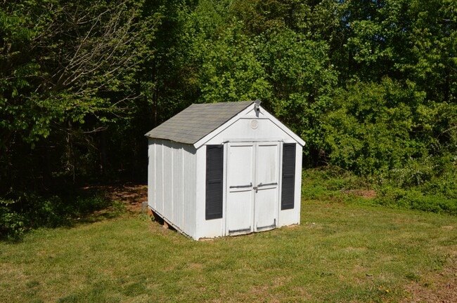 Building Photo - 118 Grain Dr