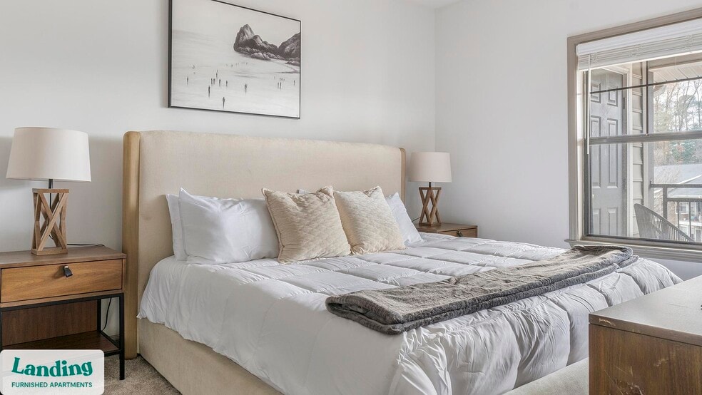 Building Photo - 2000 Monroe Pl NE