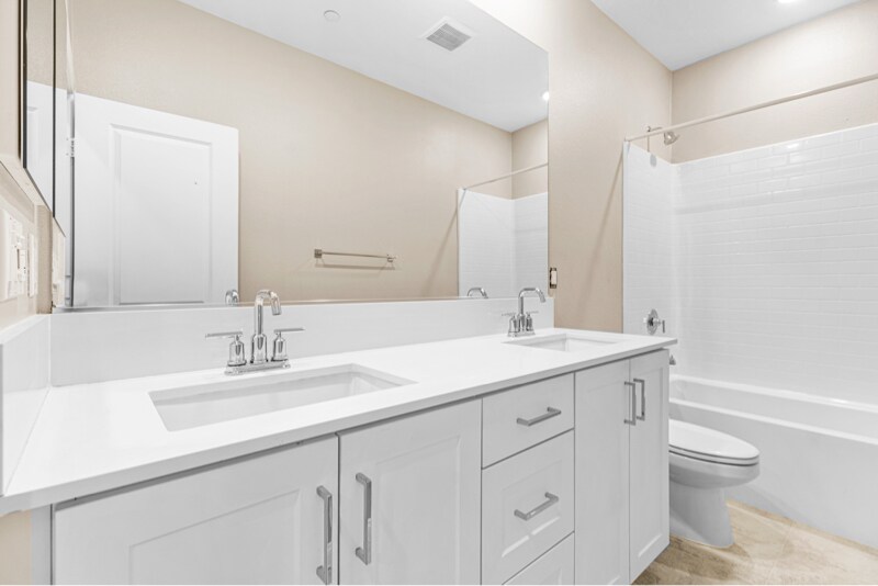 Building Photo - 2195 Bluestone Cir