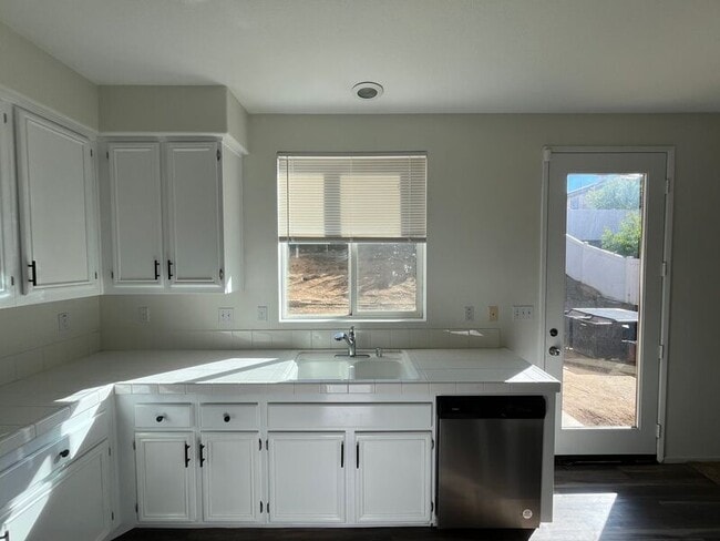 Building Photo - 11158 Picard Pl