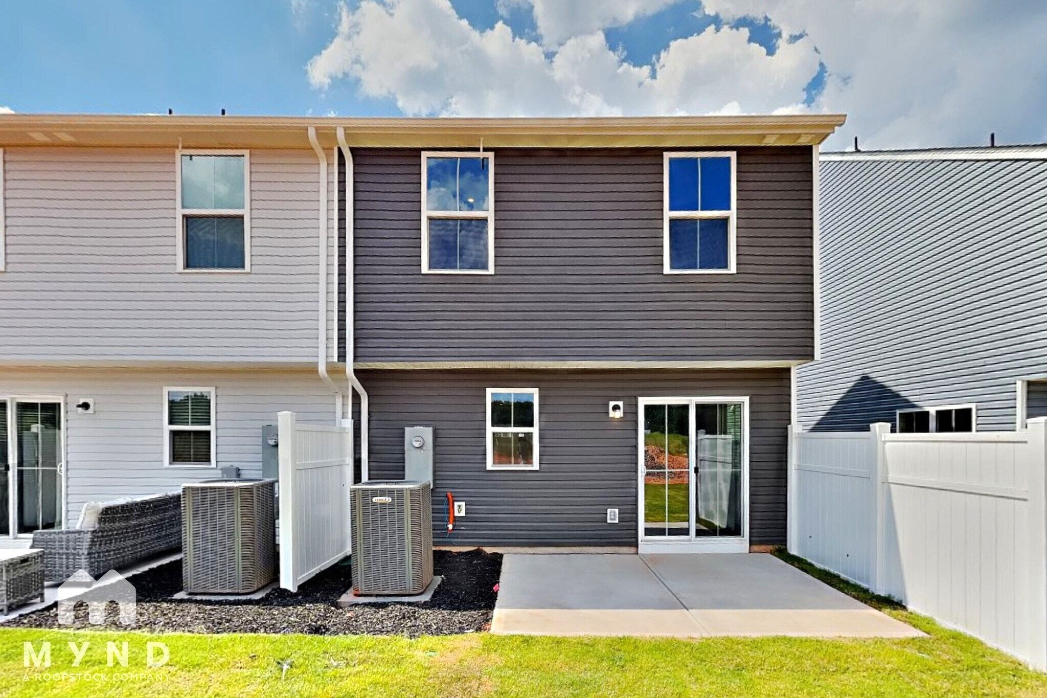 Building Photo - 6133 Bridle Crk Dr