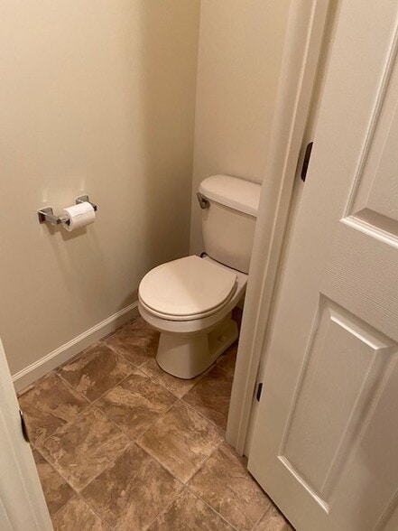 Building Photo - 106 Lottie Dr