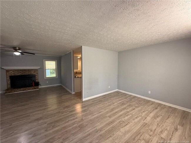 Building Photo - 1611 Diplomat Dr