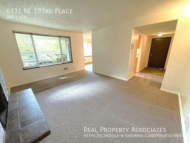 Building Photo - 6131 NE 193rd Pl