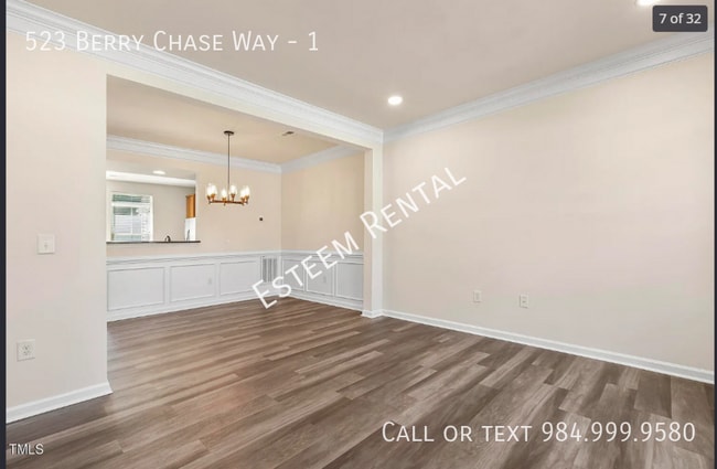 Building Photo - 523 Berry Chase Way