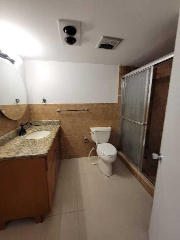 Master Bathroom - 1670 NE 191st St