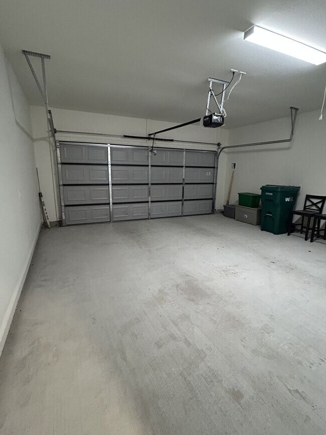 Building Photo - 14741 Carrol Ave