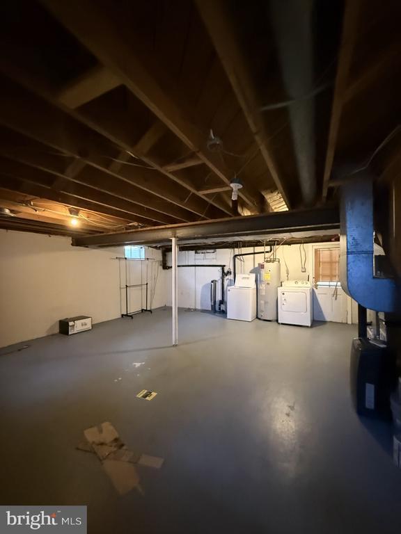 Building Photo - 12109 E Gate Ln