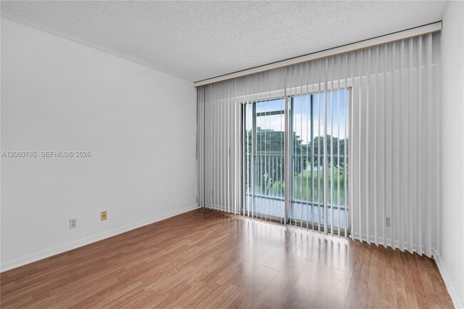 Building Photo - 300 SW 134th Way