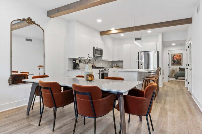 Building Photo - 346 Peters St SW