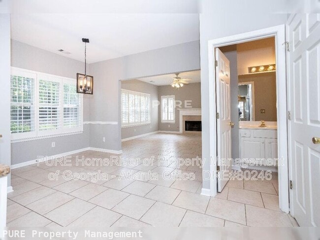 Building Photo - 4610 Weathervane Dr