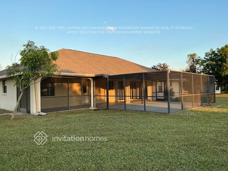 Building Photo - 209 Uruguay Dr