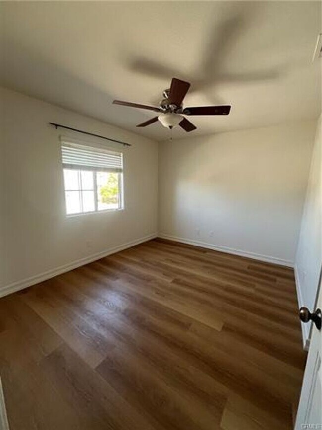 Building Photo - Desirable Temecula Home
