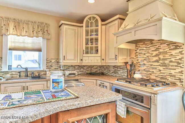 Building Photo - 106 Elizabeth Ave