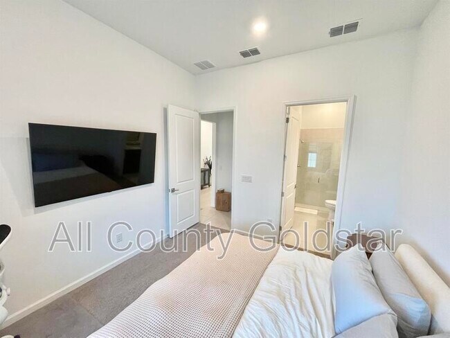 Building Photo - 29248 Coral Harbour Dr