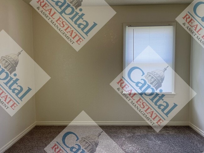 Building Photo - Home Sweet Home- Move In Special!!!!