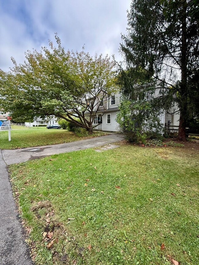 Primary Photo - Welcome to Delaplane Manor!!!!