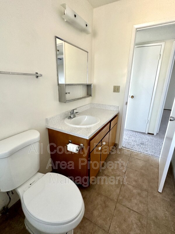 Building Photo - 611 Lexington Ave