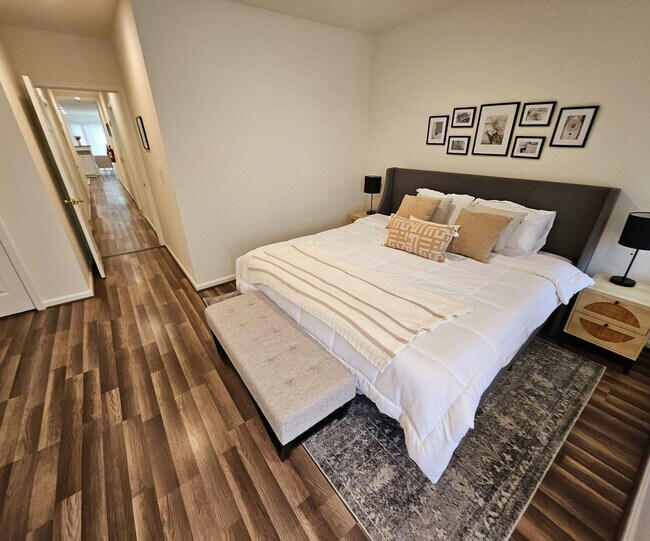 Building Photo - 2439 18th St NW