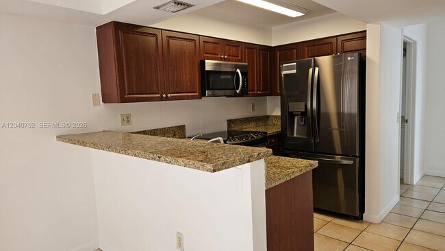 Building Photo - 8460 SW 156th Pl