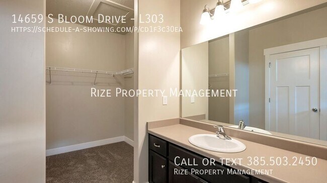 Building Photo - 14659 Bloom Dr