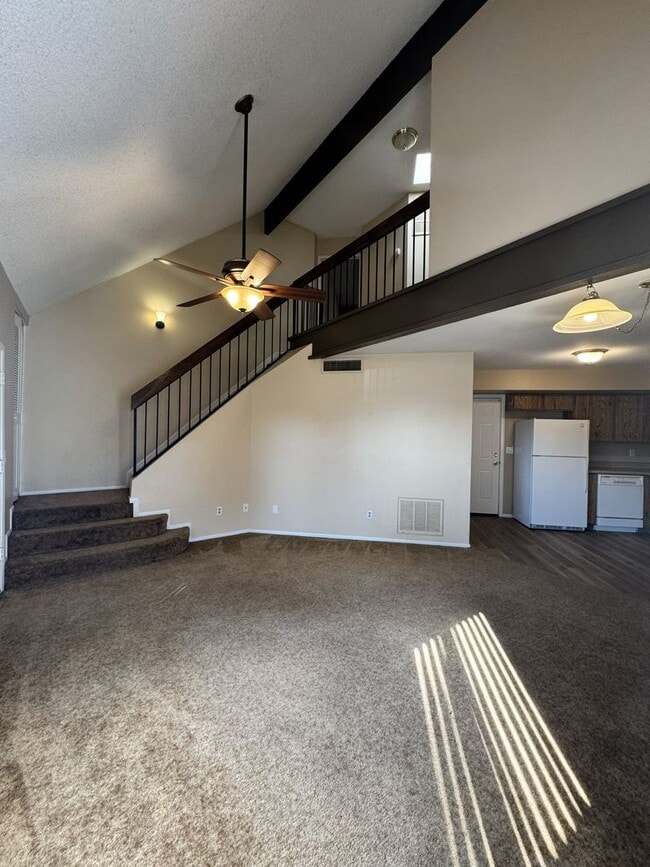 Building Photo - ***MOVE IN SPECIAL*** 2 STORY TOWNHOME WITH ATTACHED GARAGE WATER INCL