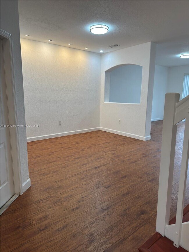 Building Photo - 7862 NW 109th Path