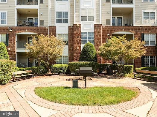 Building Photo - 4850 Eisenhower Ave