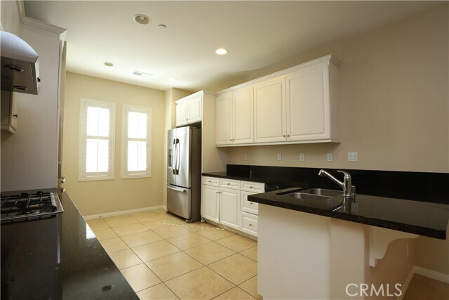 Building Photo - 47 Wild Trails