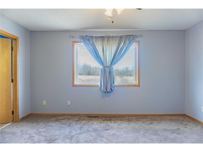 Building Photo - 211X Blake Ave