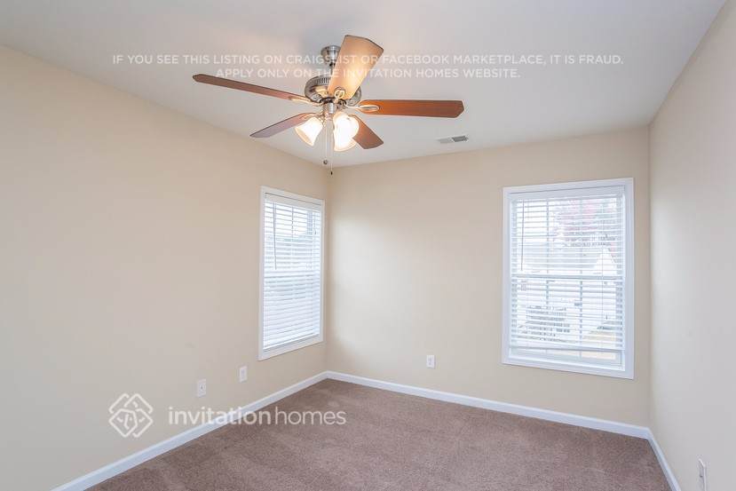 Building Photo - 809 Bishops Run Ln