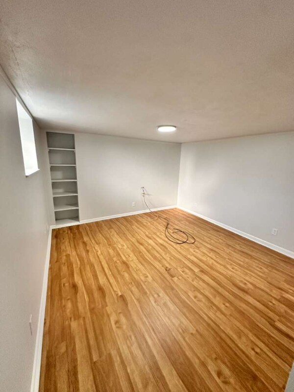 Building Photo - 165 Highland Ave