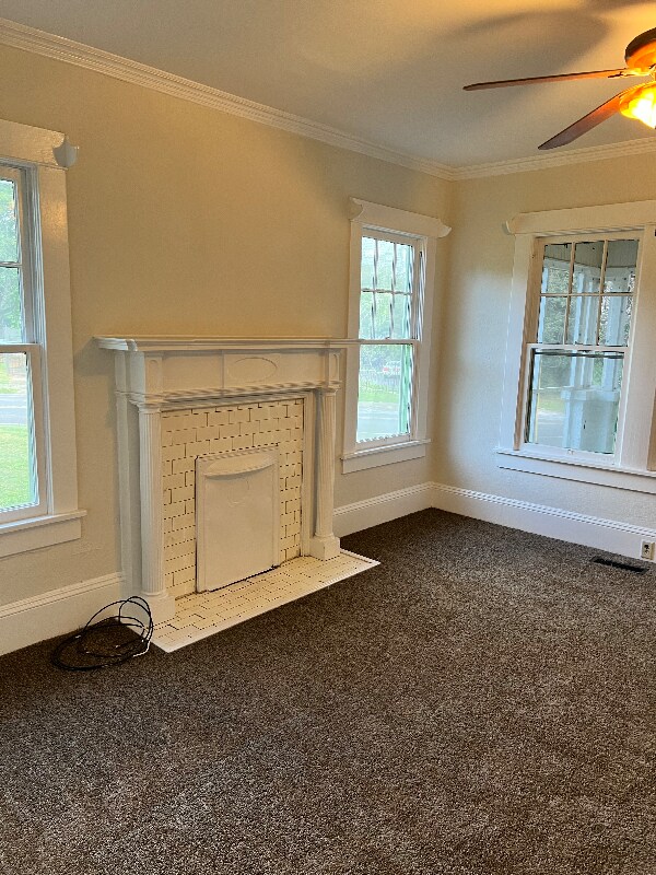 Building Photo - 830 North Ave