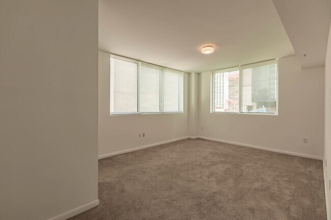 Building Photo - 244 Biscayne Blvd