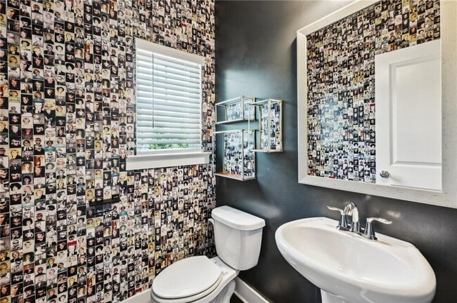 Building Photo - 1339 Callahan Cv