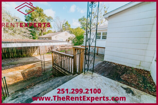 Building Photo - 254 Pinehill Dr