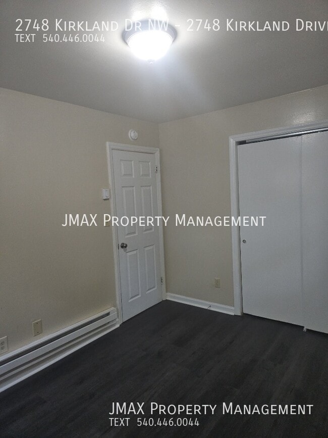 Building Photo - 2748 Kirkland Dr NW