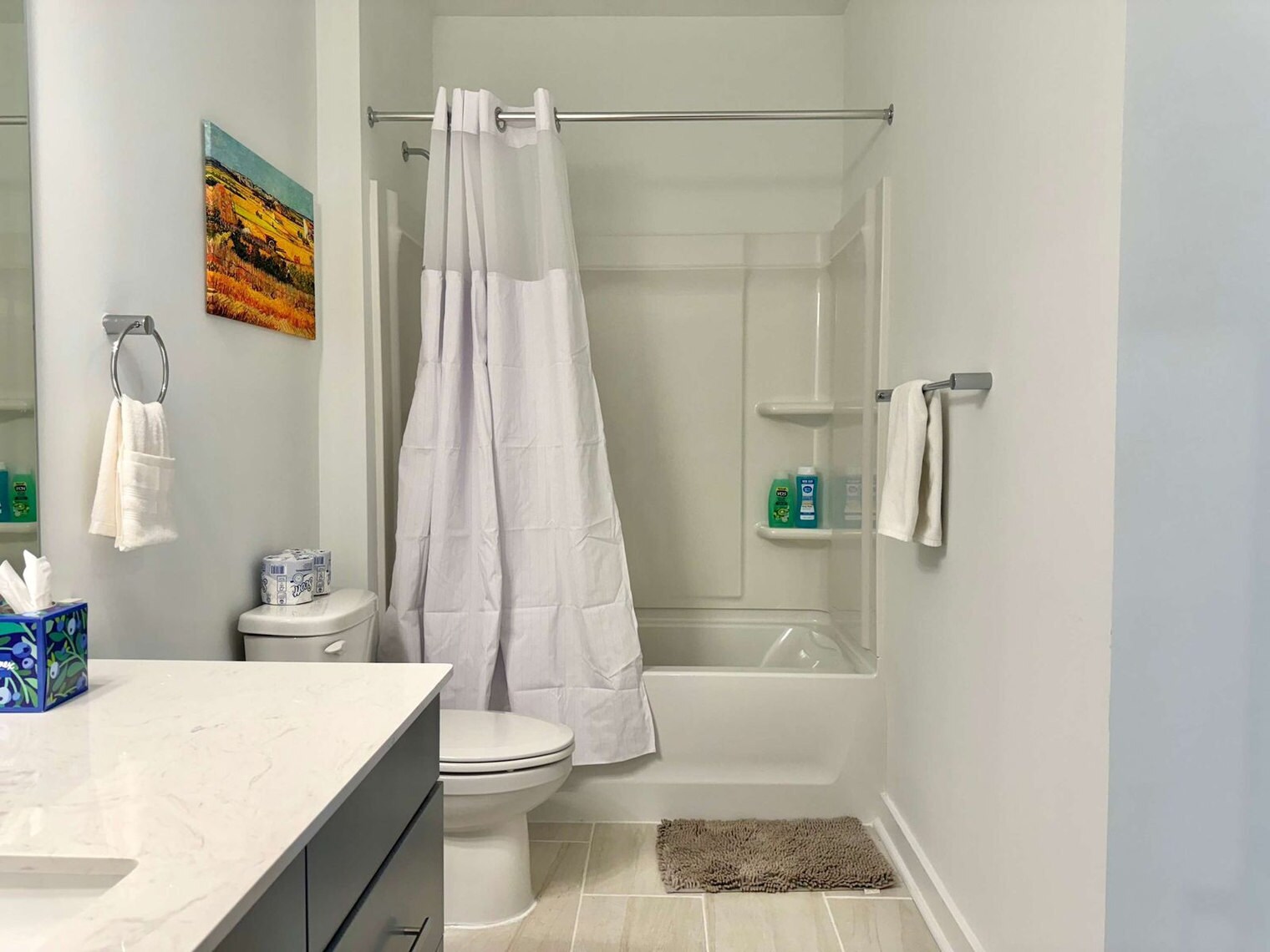 Building Photo - 525 Parkway Dr NE