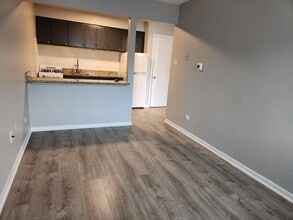 Building Photo - 3331 Commercial Unit 10