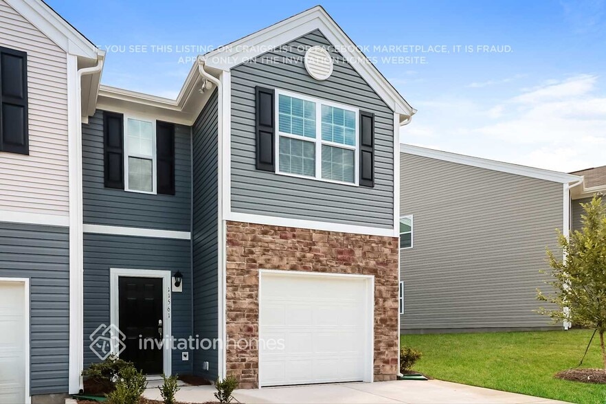 Building Photo - 11561 Brier Vlg Ln