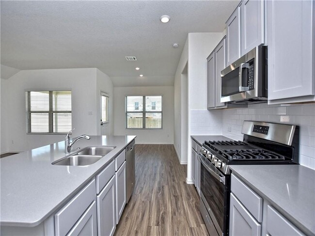 Building Photo - 21413 Wilmiller Ln