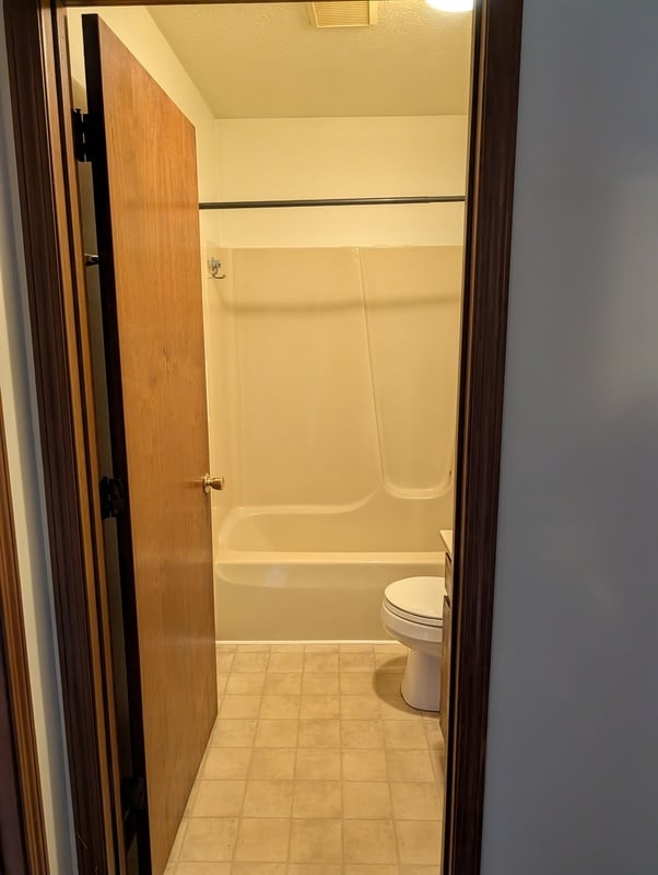 Building Photo - 224 3rd St