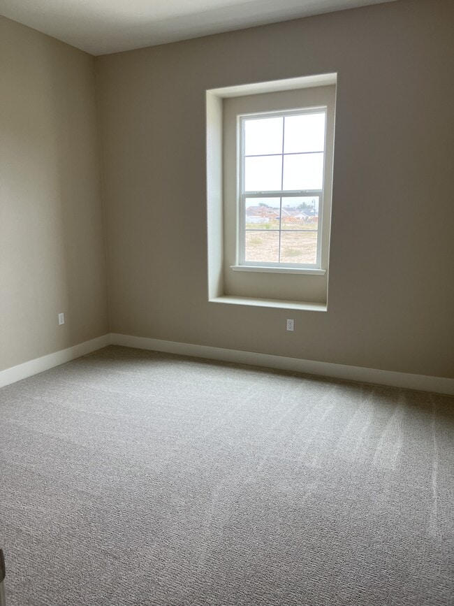 Building Photo - 3068 El Capitan Dr