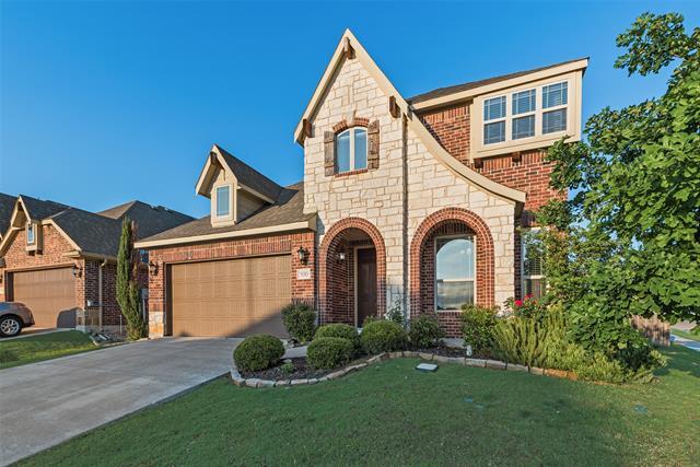 Building Photo - 500 Lakeview Dr