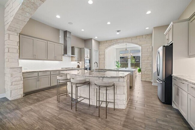 Building Photo - 4205 Lynette Ln