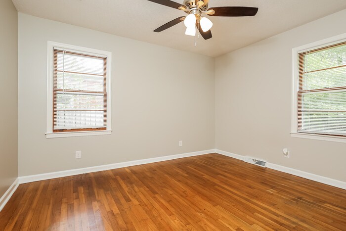 Building Photo - 212 Jean Wells Dr