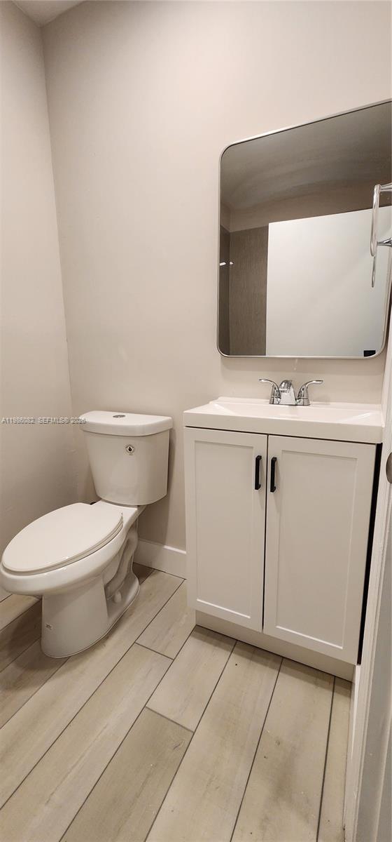 Building Photo - 800 SW 10th Ave