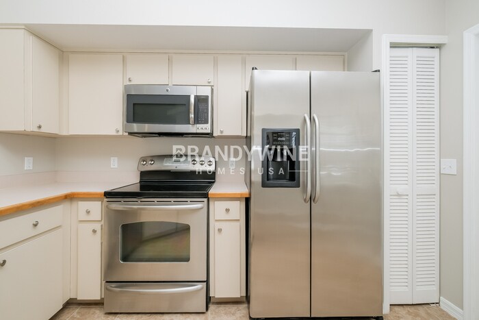 Building Photo - 4608 Whitetail Ln