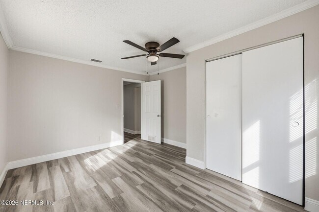 Building Photo - 2002 St Clair St